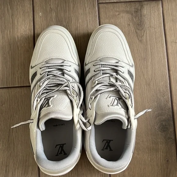 Louis Vuitton Sneakers 👟